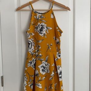 Soprano mustard floral dress